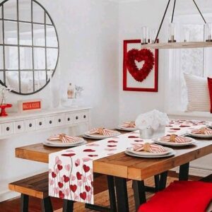 Red Hearts Table Runner